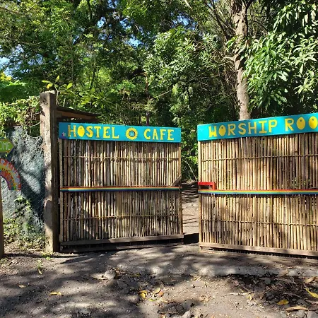 Rainbow Caravan Hostel-2